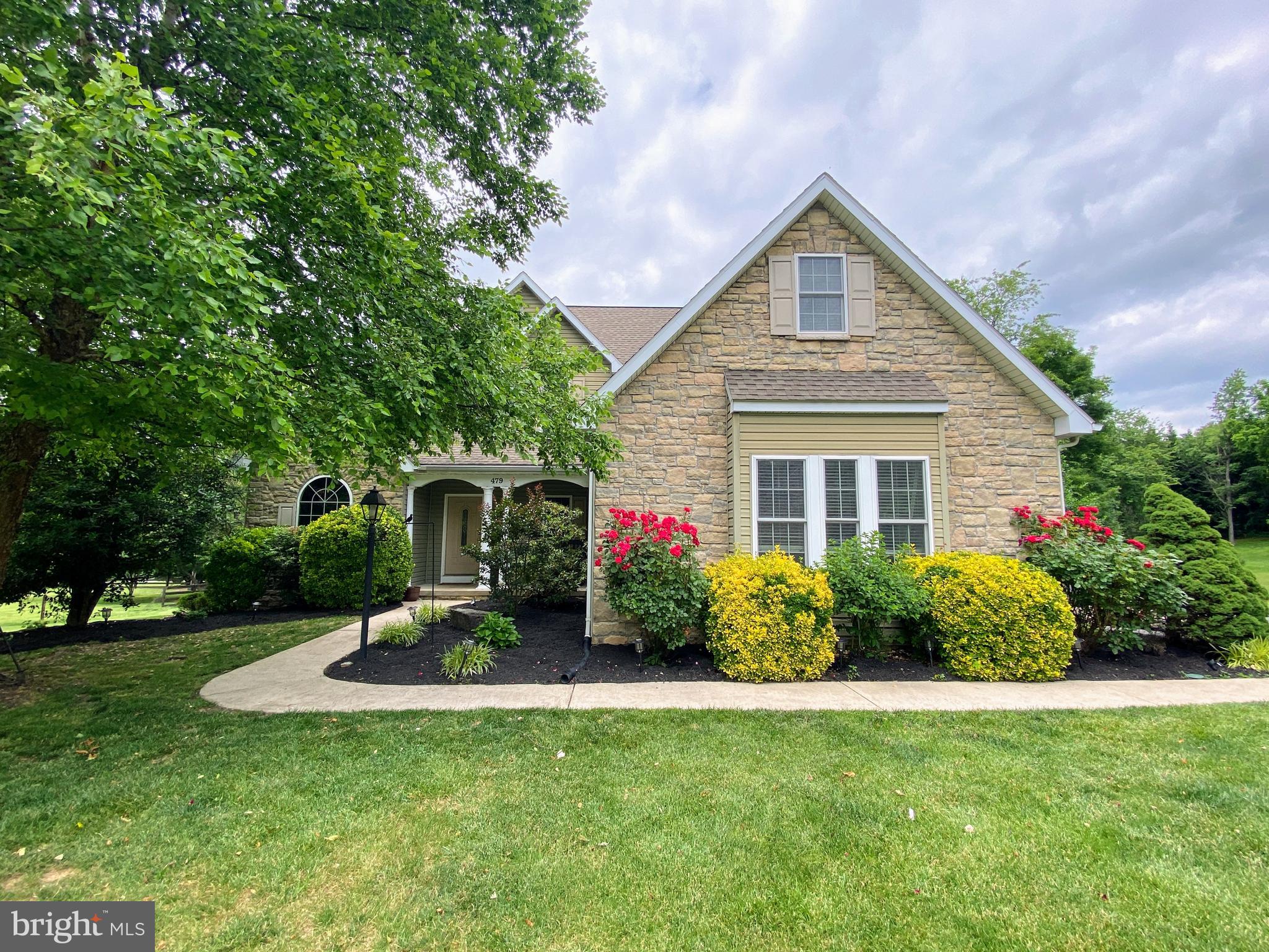 THE CORNERS AT ARDEN - Residential