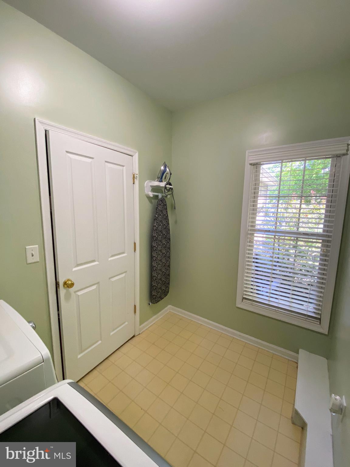 THE CORNERS AT ARDEN - Residential