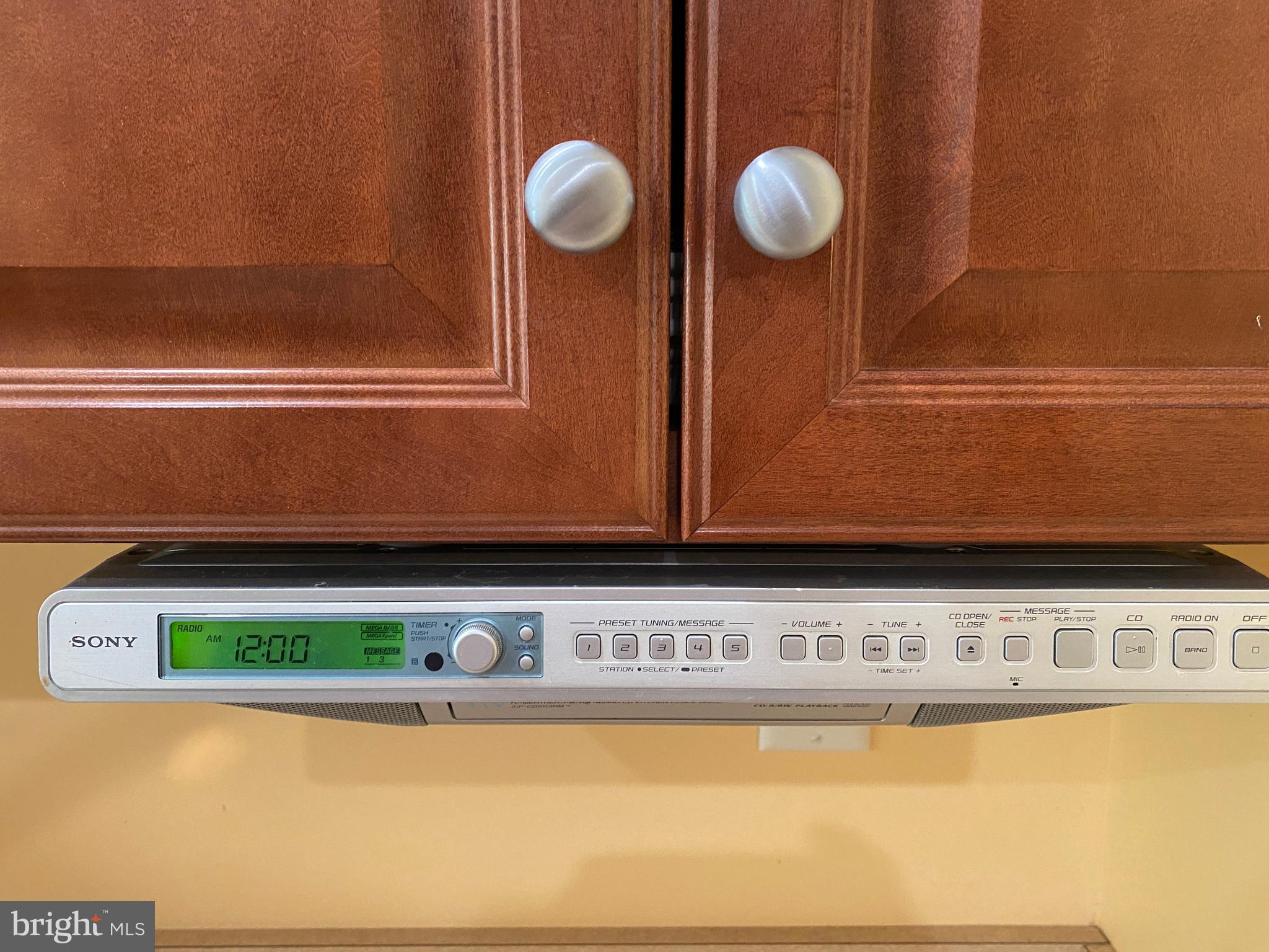 THE CORNERS AT ARDEN - Residential