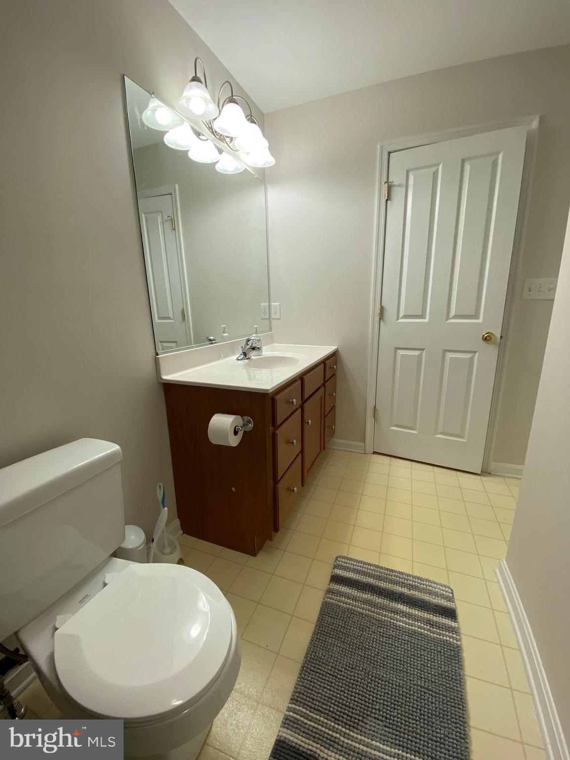 THE CORNERS AT ARDEN - Residential