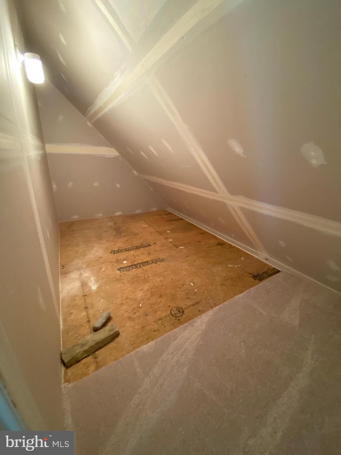 THE CORNERS AT ARDEN - Residential