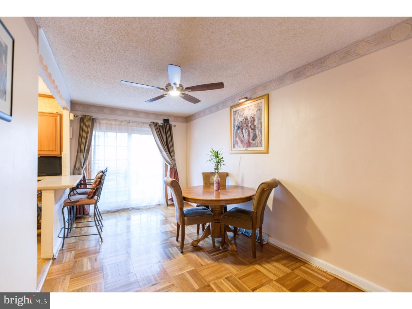 LAWNCREST - Residential