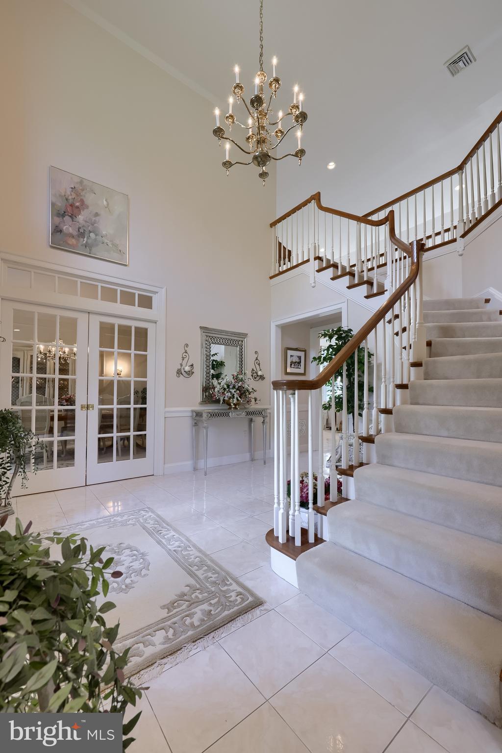 1190 OVERBROOK CIRCLE
