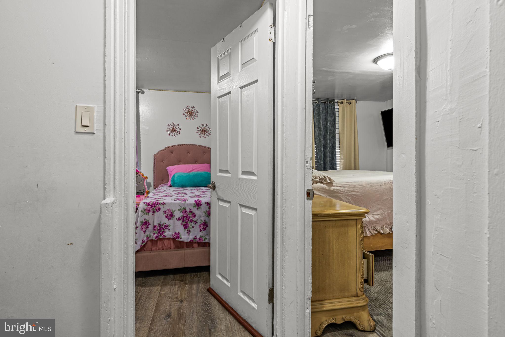 LYNNEWOOD GDNS - Residential Lease