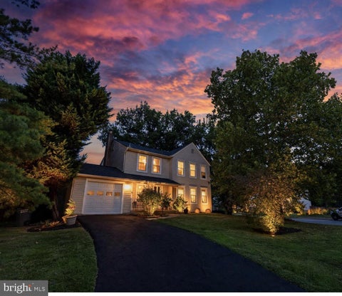 Photo of 131 Seneca Ridge Drive, STERLING, VA 20164 (MLS # VALO2136882)