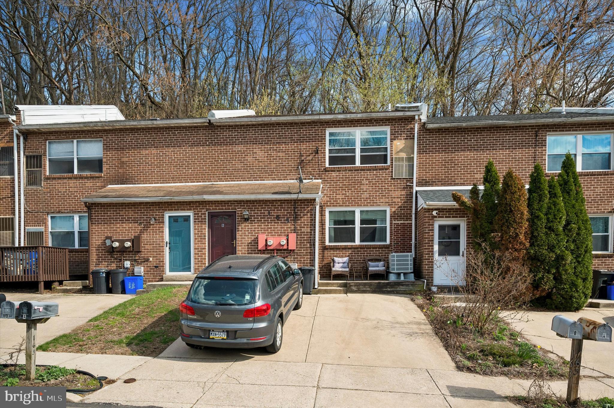 ROXBOROUGH - Residential Income