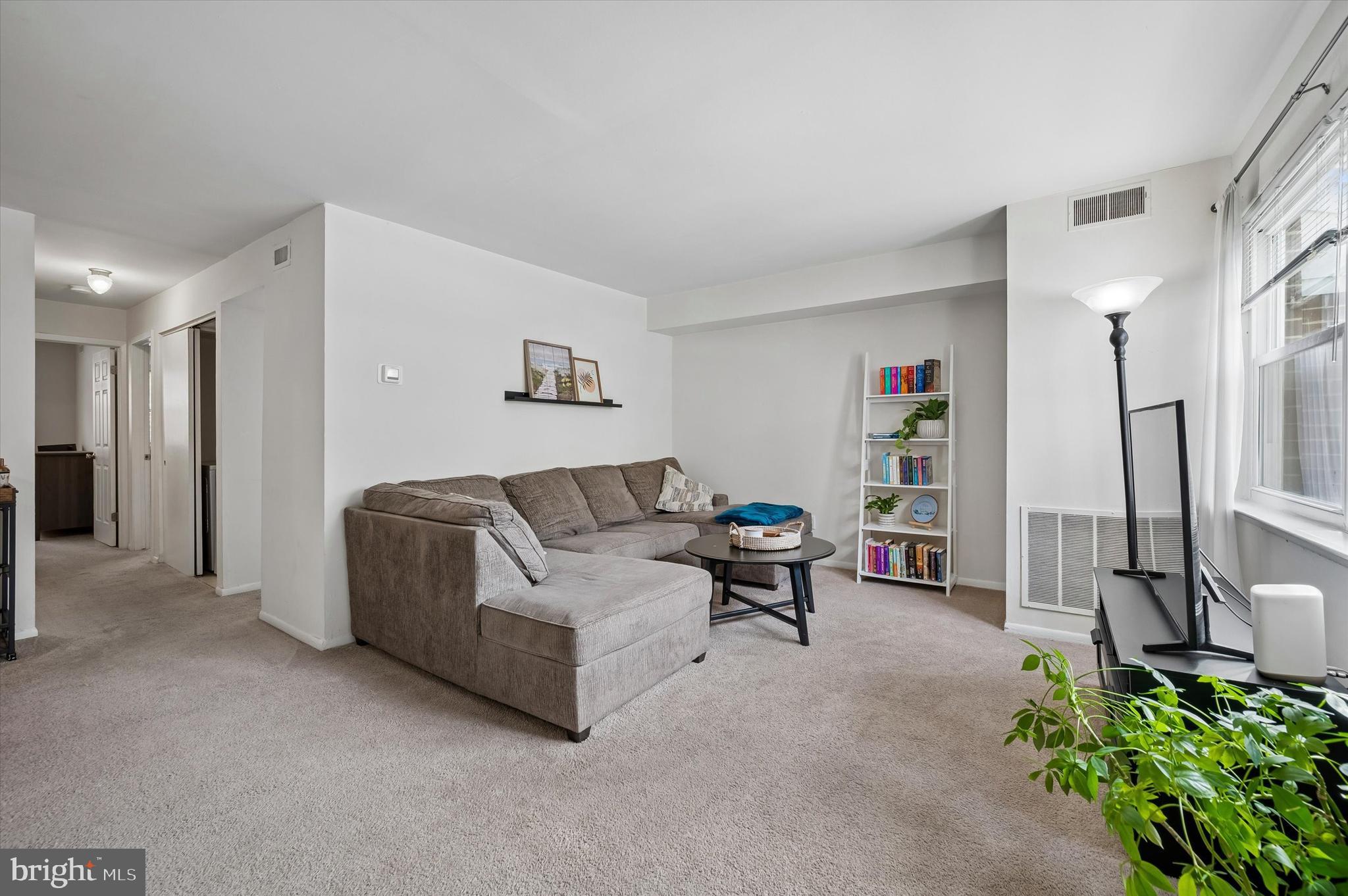 ROXBOROUGH - Residential Income