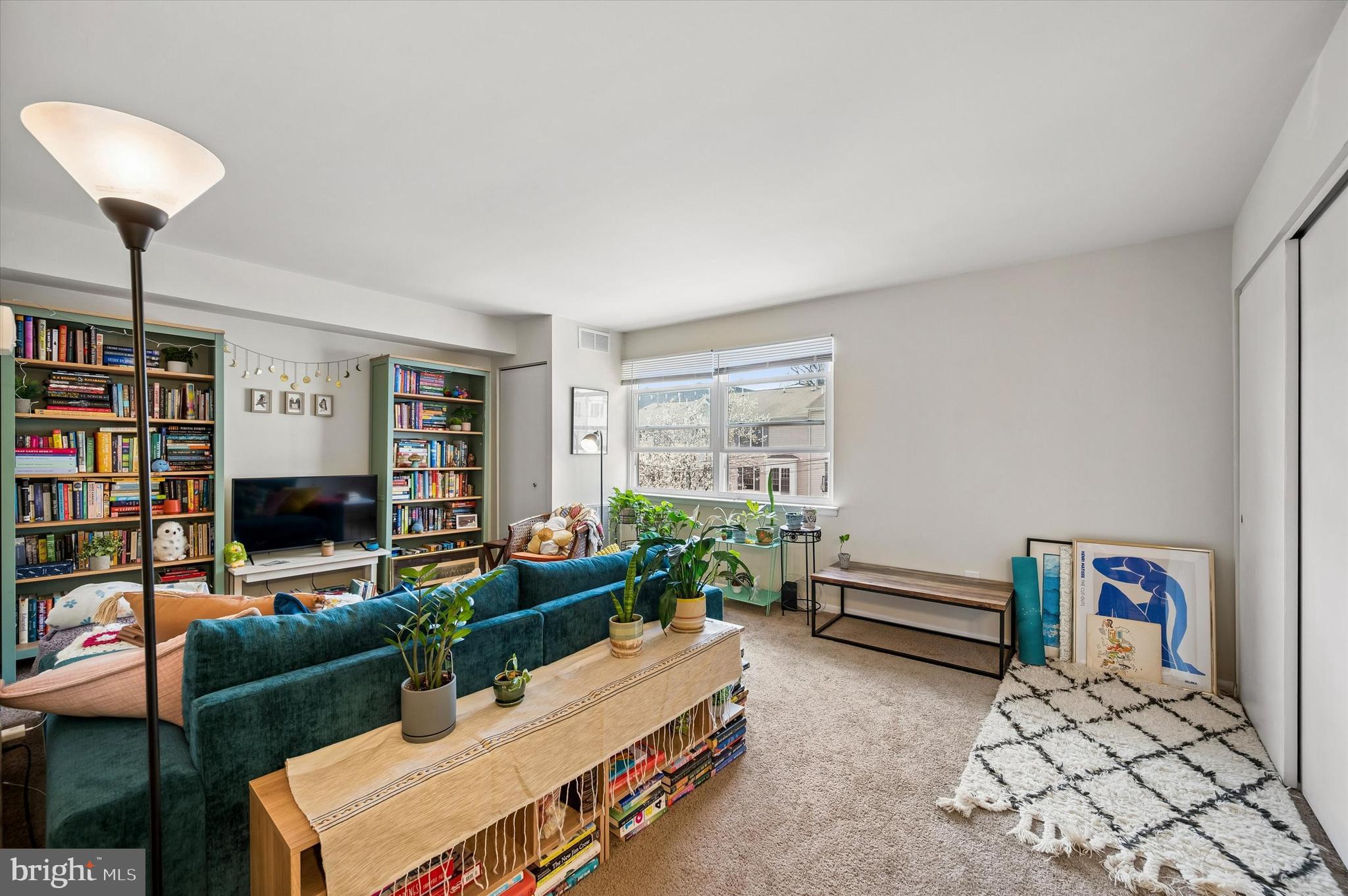 ROXBOROUGH - Residential Income