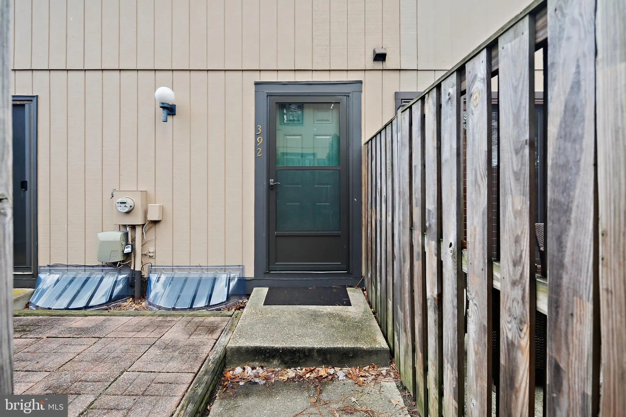 392 West Ct Unit 2B  