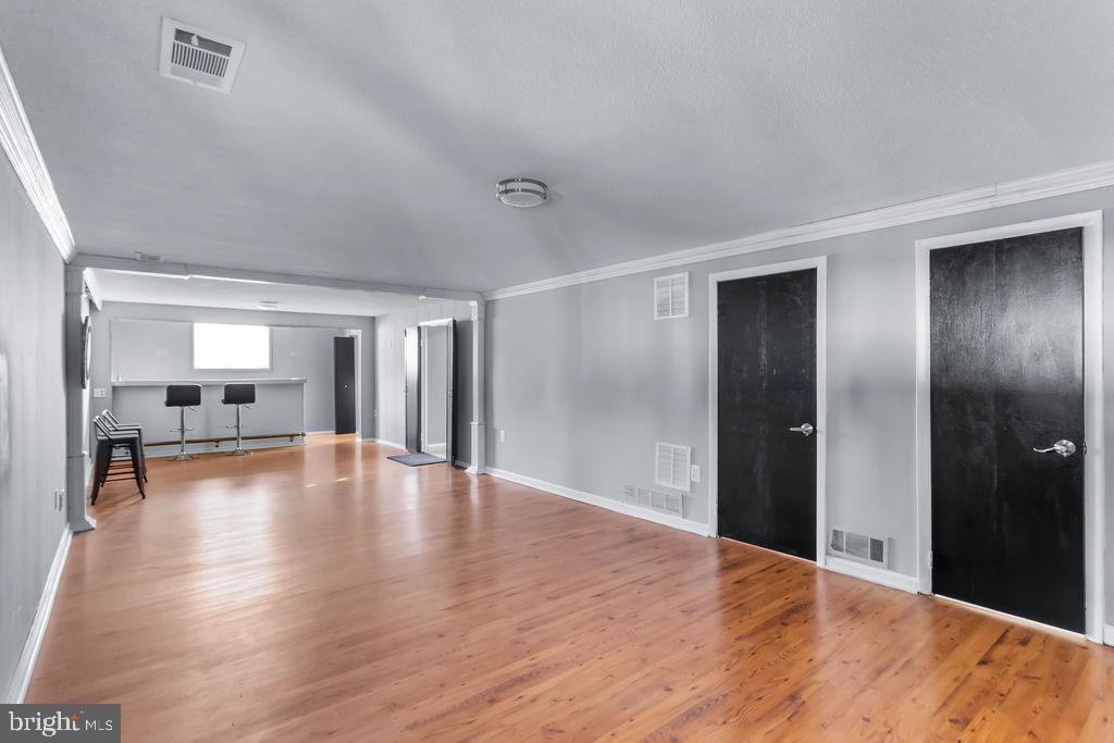 THE HIGHLANDS - Residential