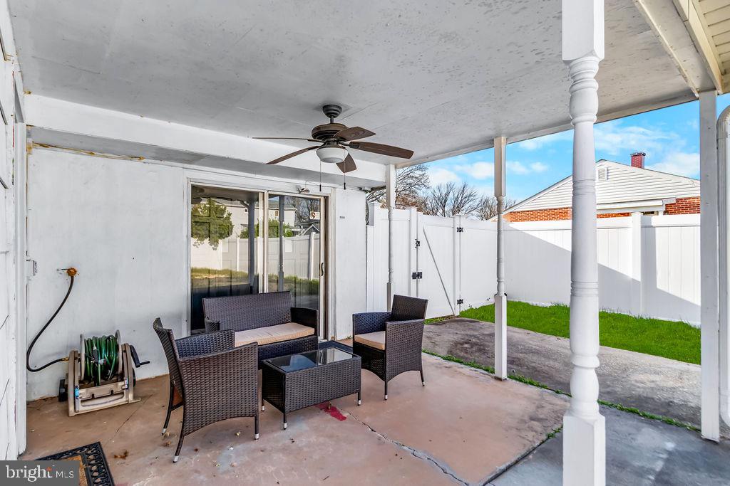 THE HIGHLANDS - Residential