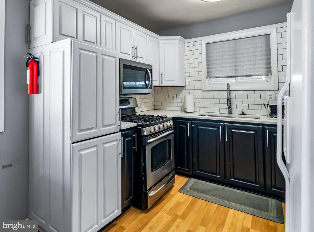 THE HIGHLANDS - Residential