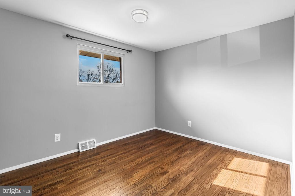 THE HIGHLANDS - Residential