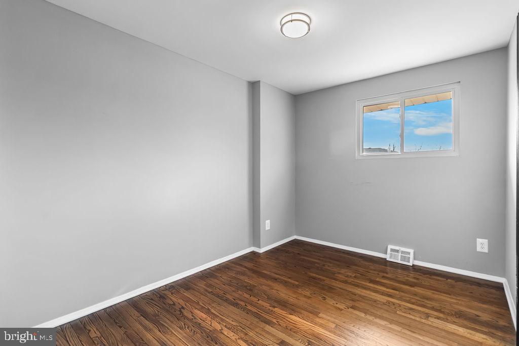 THE HIGHLANDS - Residential