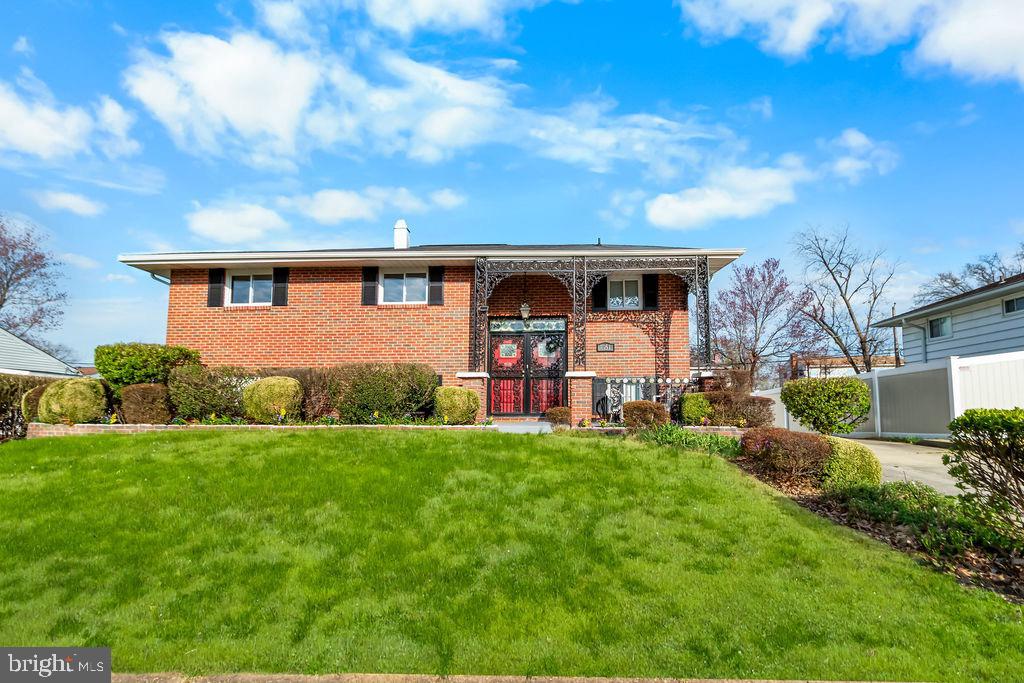 THE HIGHLANDS - Residential