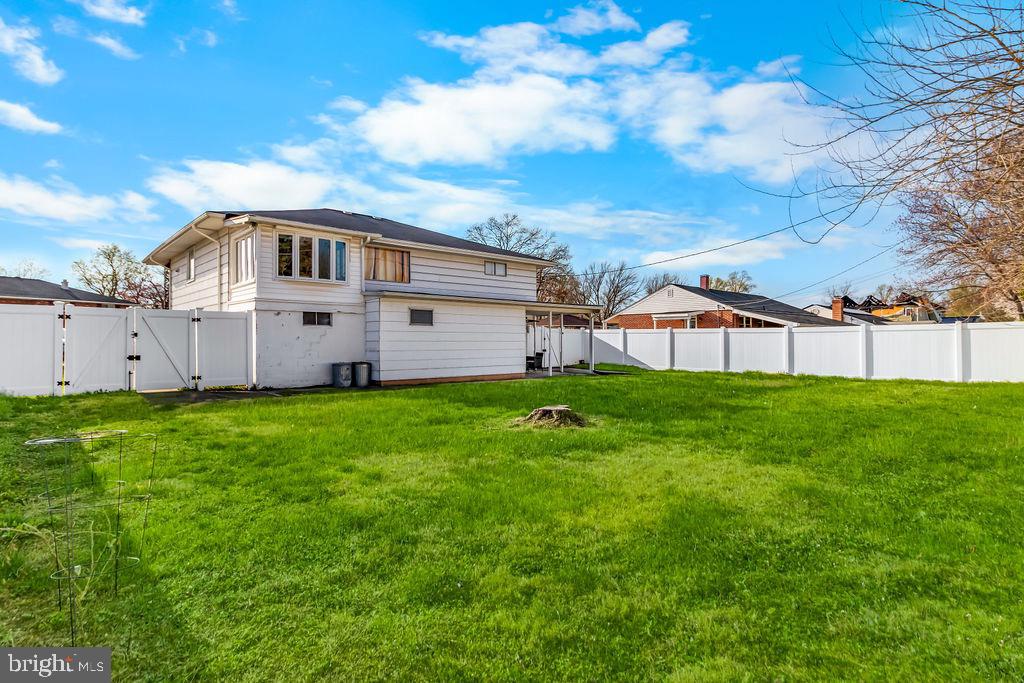 THE HIGHLANDS - Residential