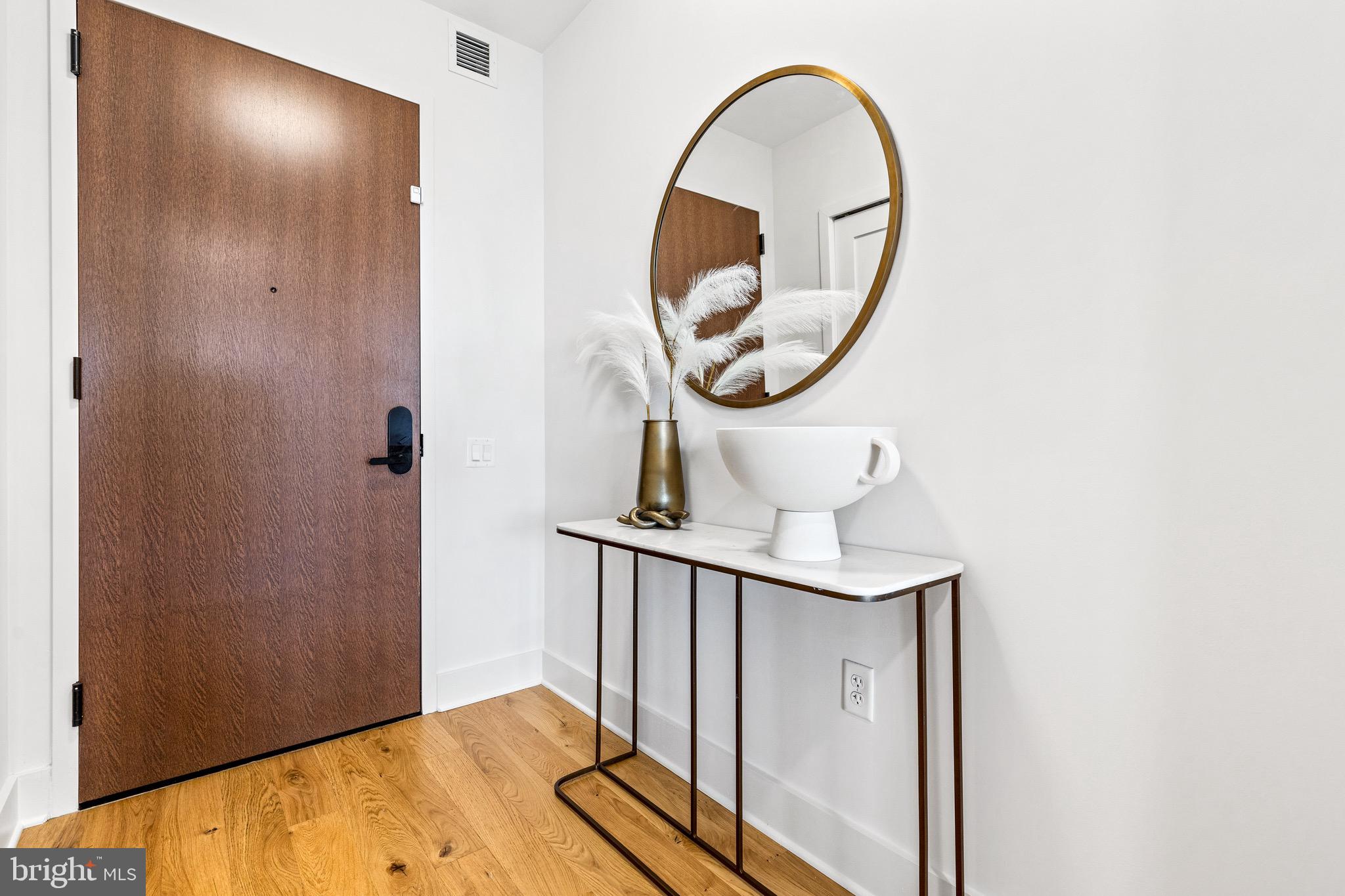 1211 VAN STREET SE 718