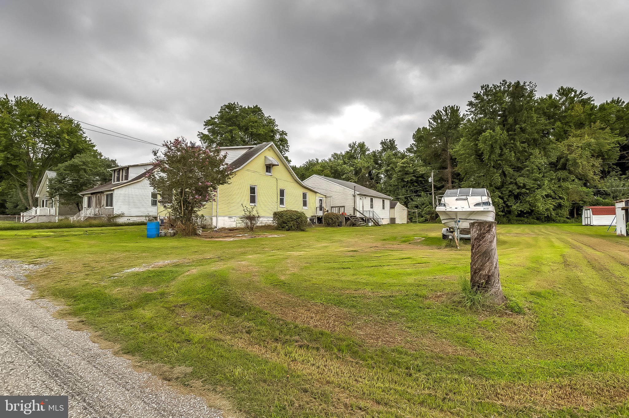 EDGEMERE - Residential