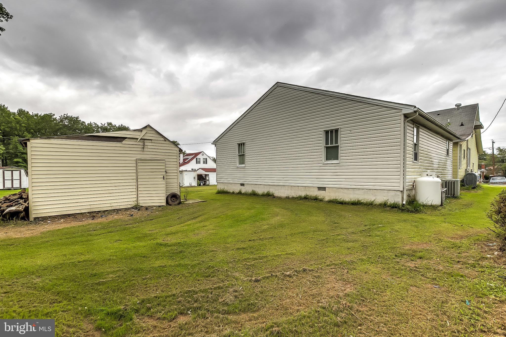 EDGEMERE - Residential