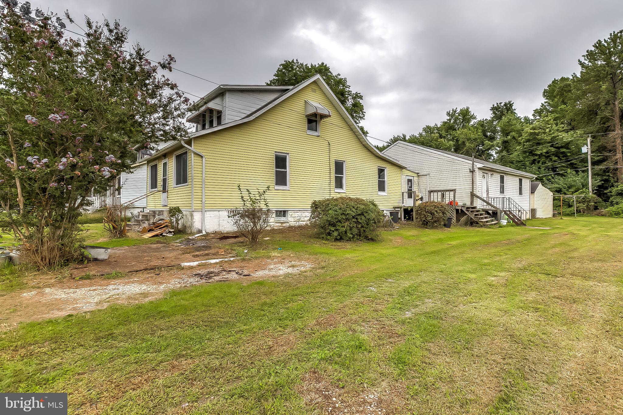 EDGEMERE - Residential