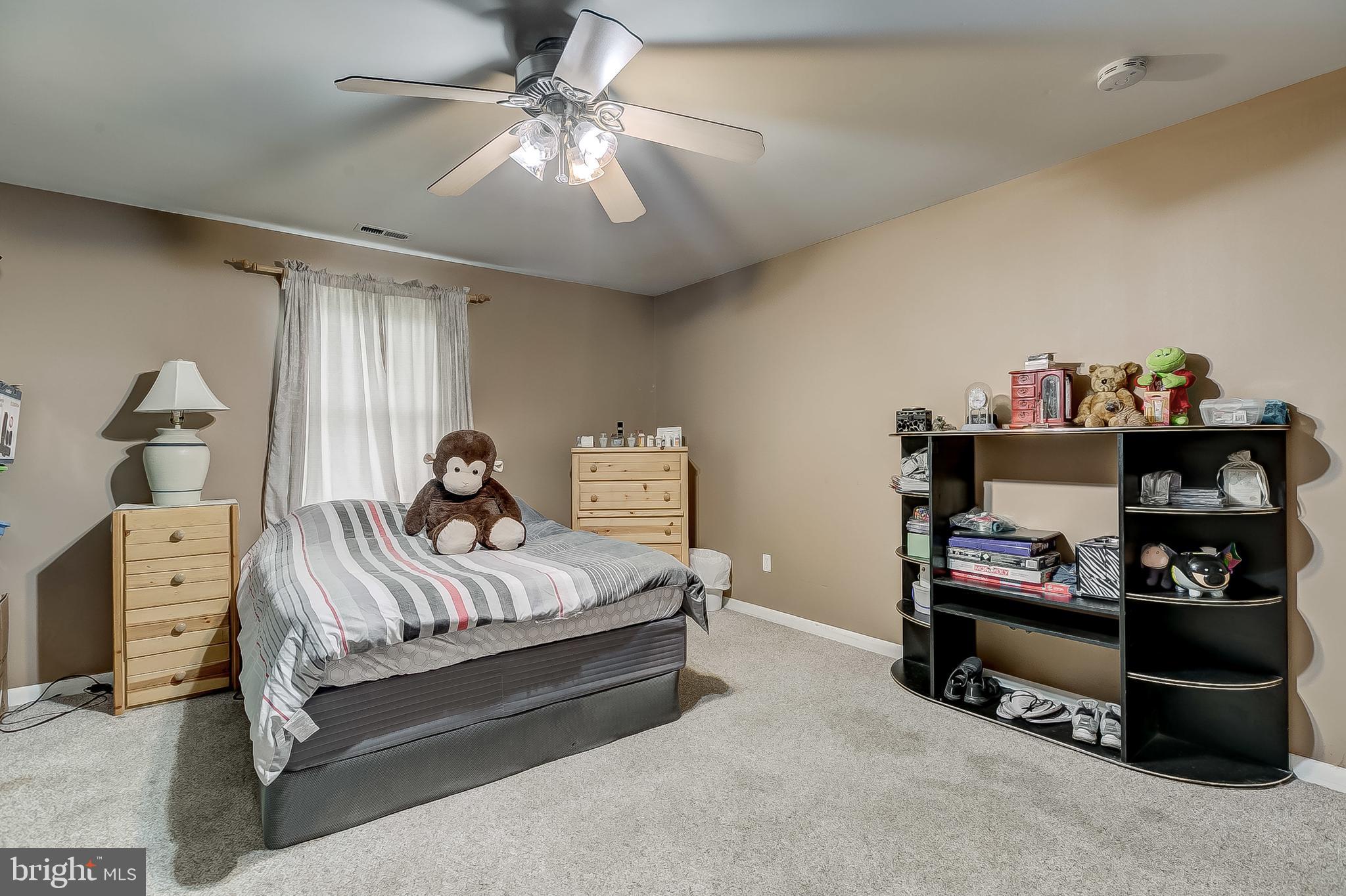 EDGEMERE - Residential