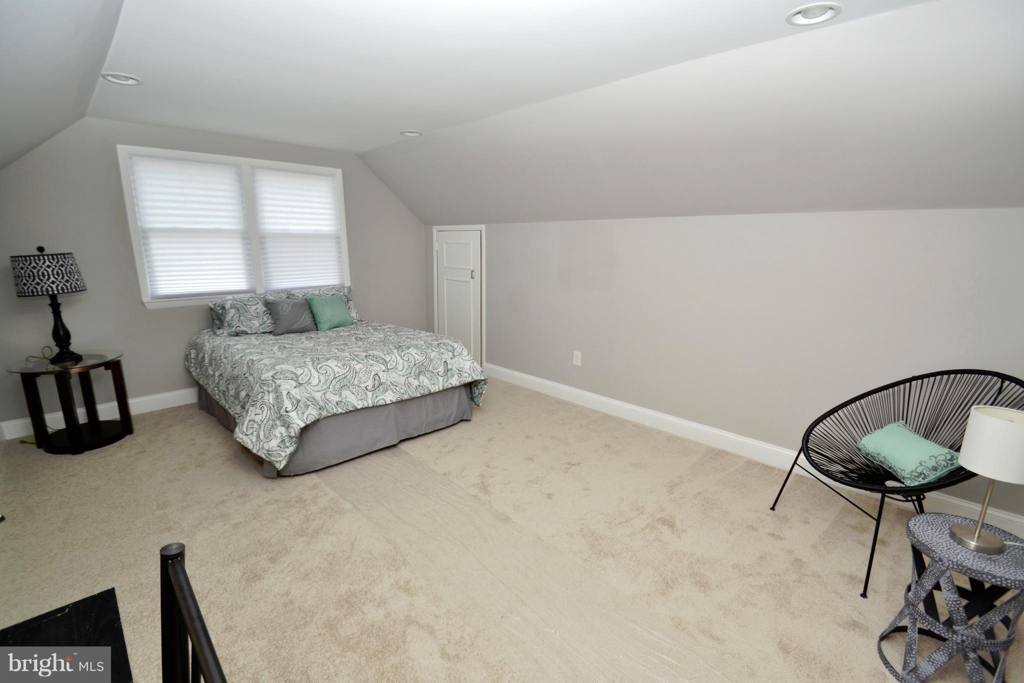 ROSEDALE - Residential