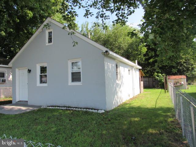 19 WILLIS AVENUE