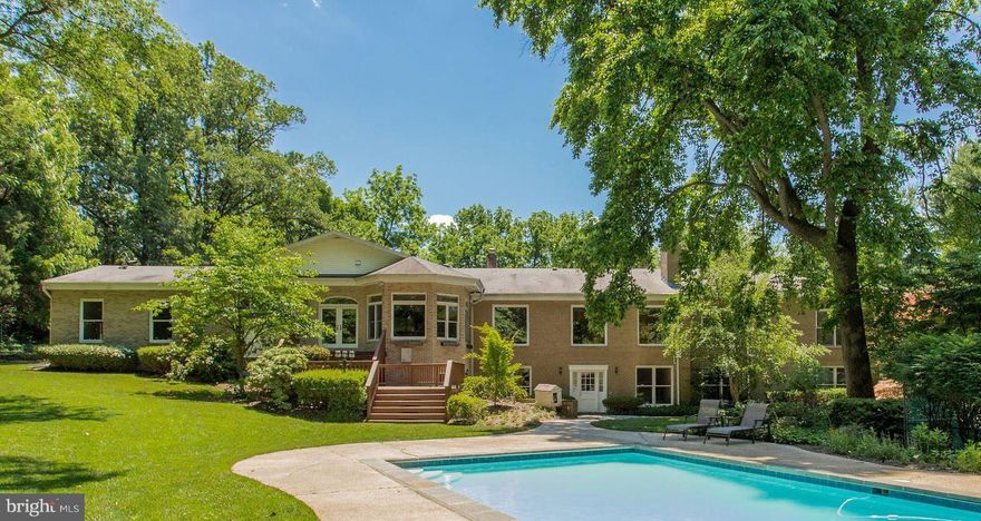 RESORT-LIKE LIVING!! Impeccable estate on 1.5 acres in close-in Bethesda. 2 meticulous levels of grand entertaining & living space. Walls of windows w/ magnificent views of prof. landscaped grounds, pool, sport court, expansive patio w/ barbecue perfect for summer parties! Sun-drenched spacious floorplan & renovated Chef's Kitchen open to great room. OPPORTUNITY TO VACATION YEAR ROUND!