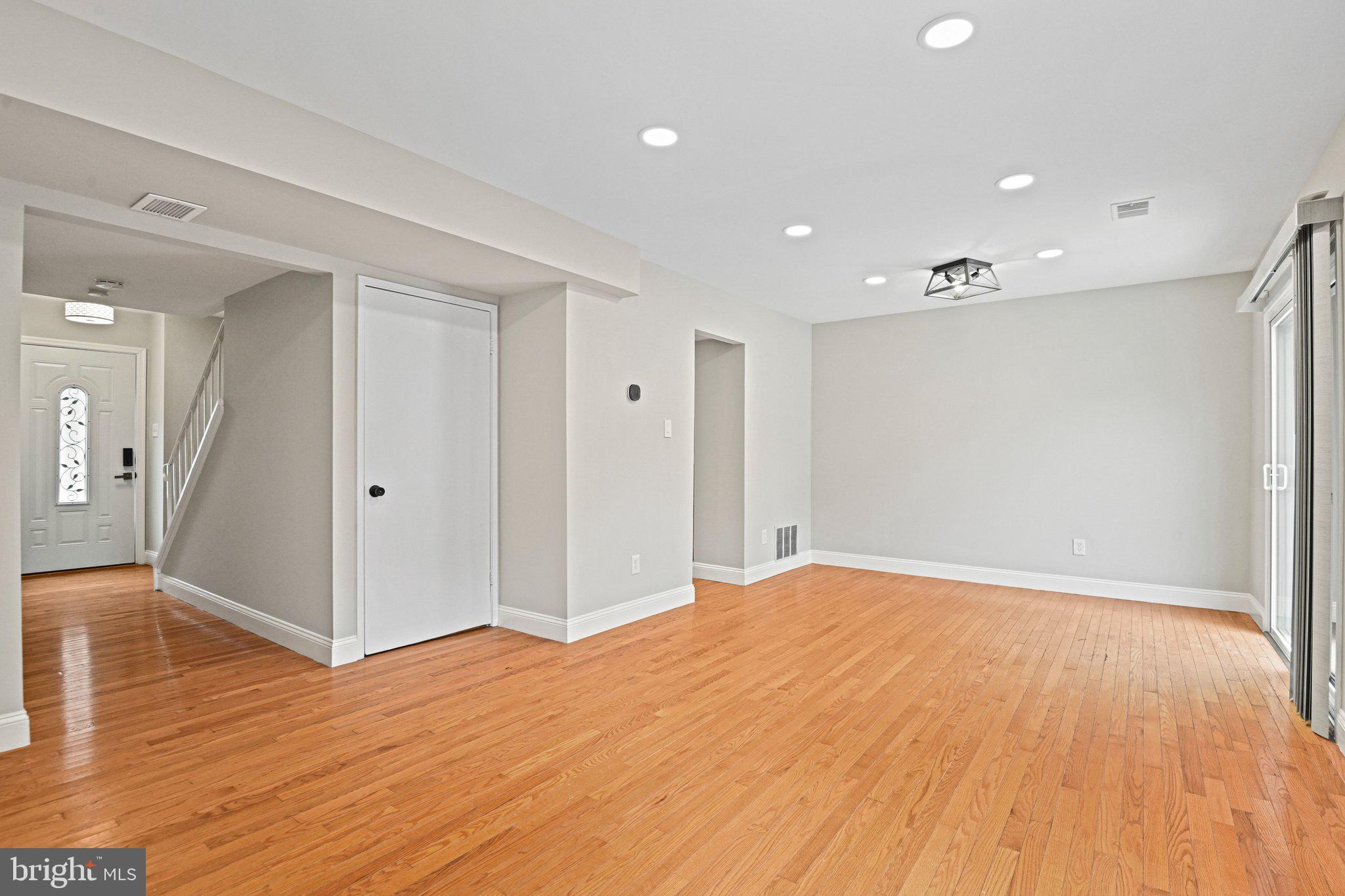 5014 TIBBITT LANE
