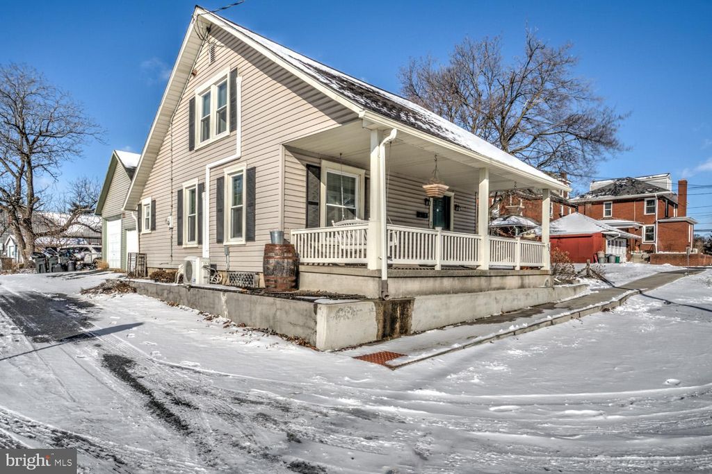 Photo of 121 Orange Street, MOUNT JOY, PA 17552 (MLS # PALA2062744)