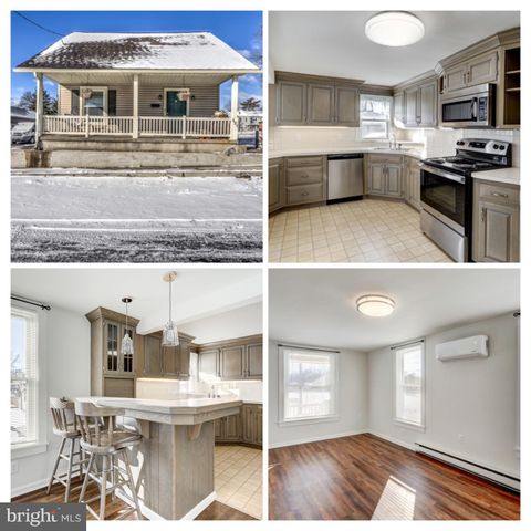 Photo of 121 Orange Street, MOUNT JOY, PA 17552 (MLS # PALA2062744)