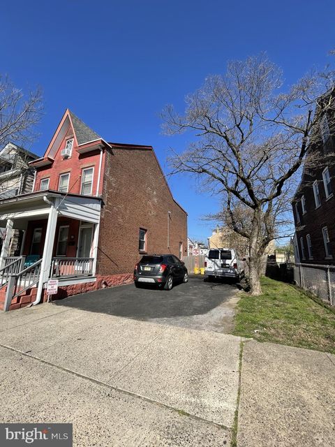 Homes For Sale - 16 Barnt Avenue<br/> TRENTON, NJ 08611