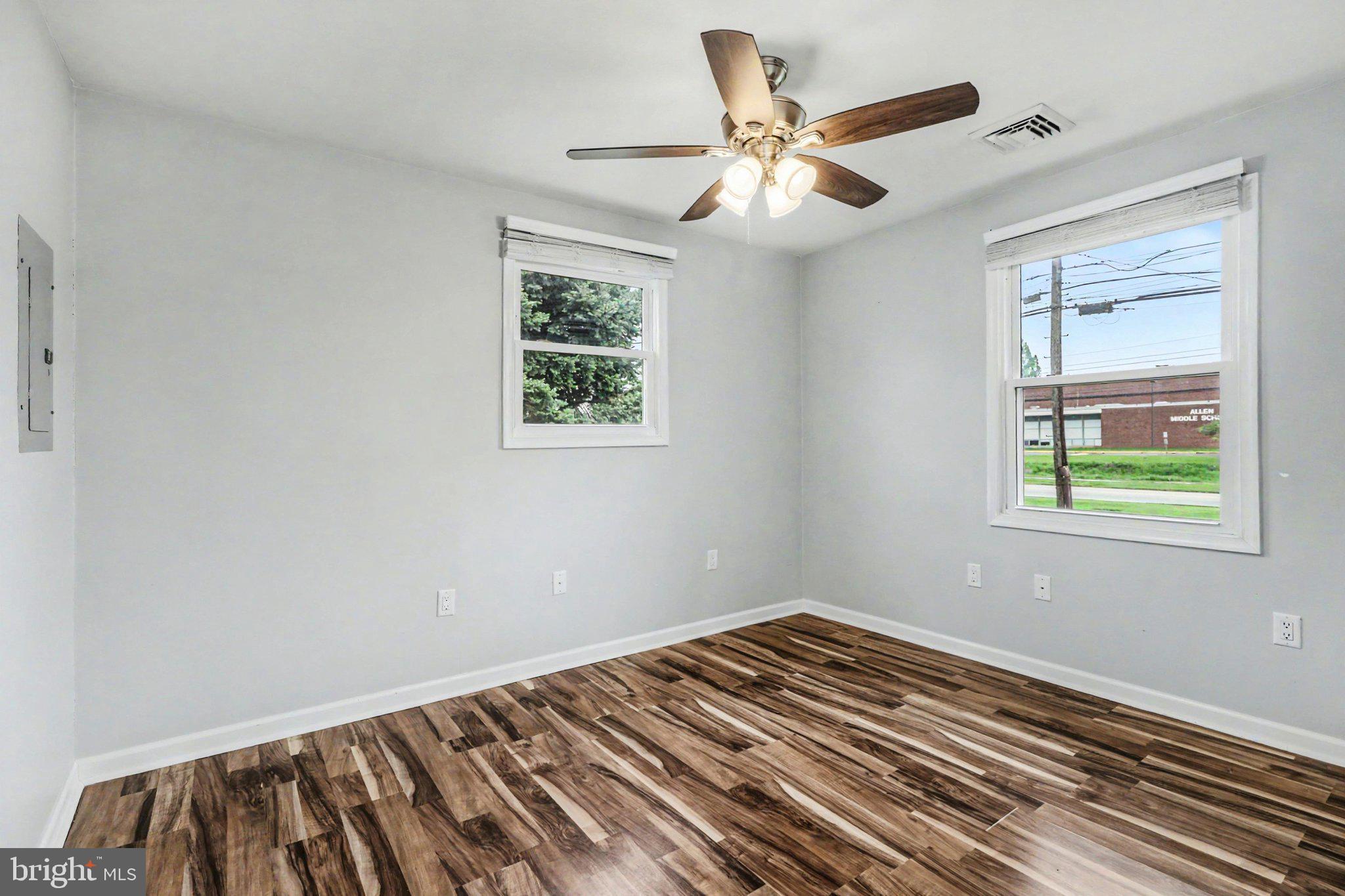 CUMBERLAND PARK - Residential