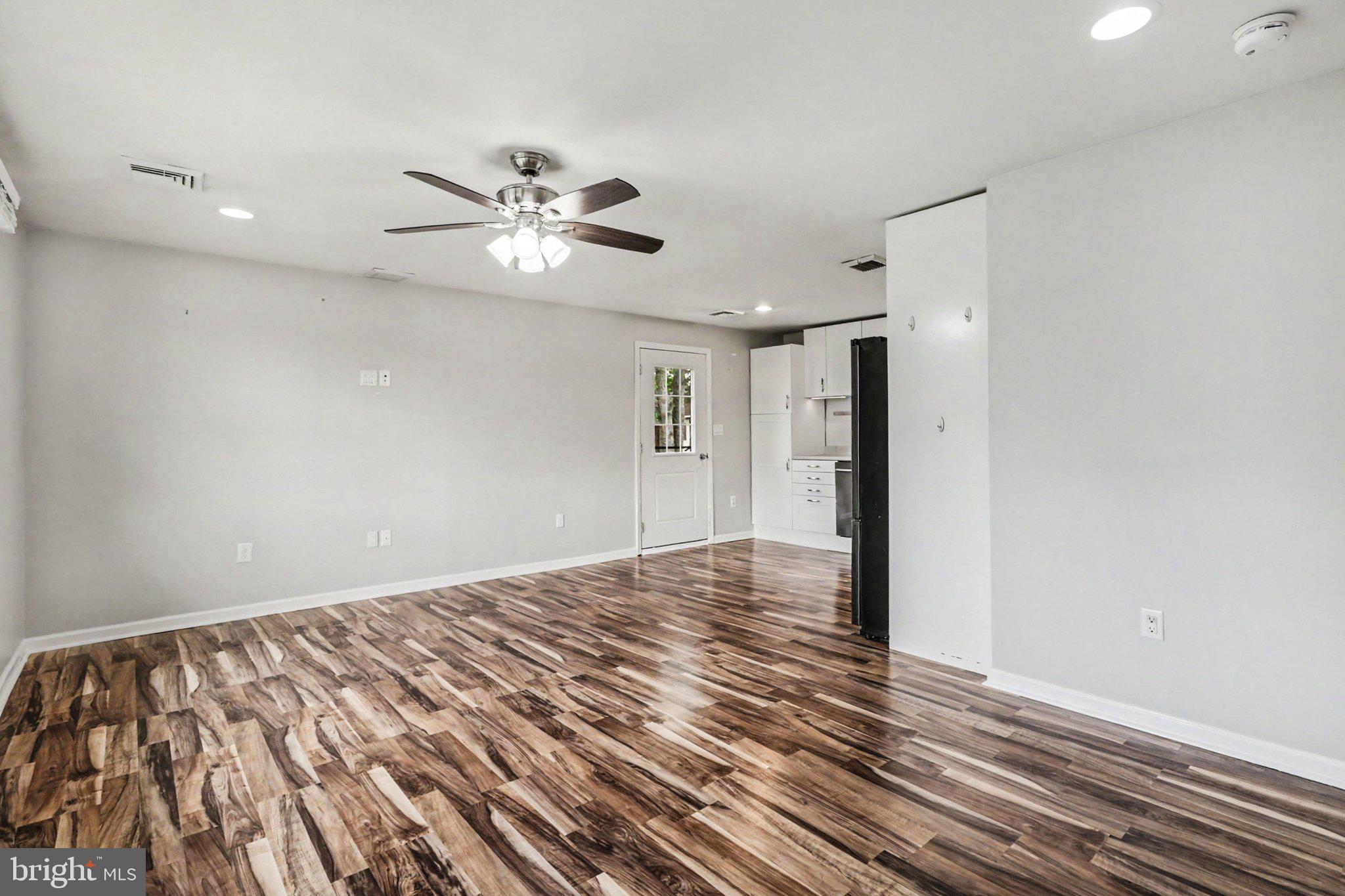 CUMBERLAND PARK - Residential