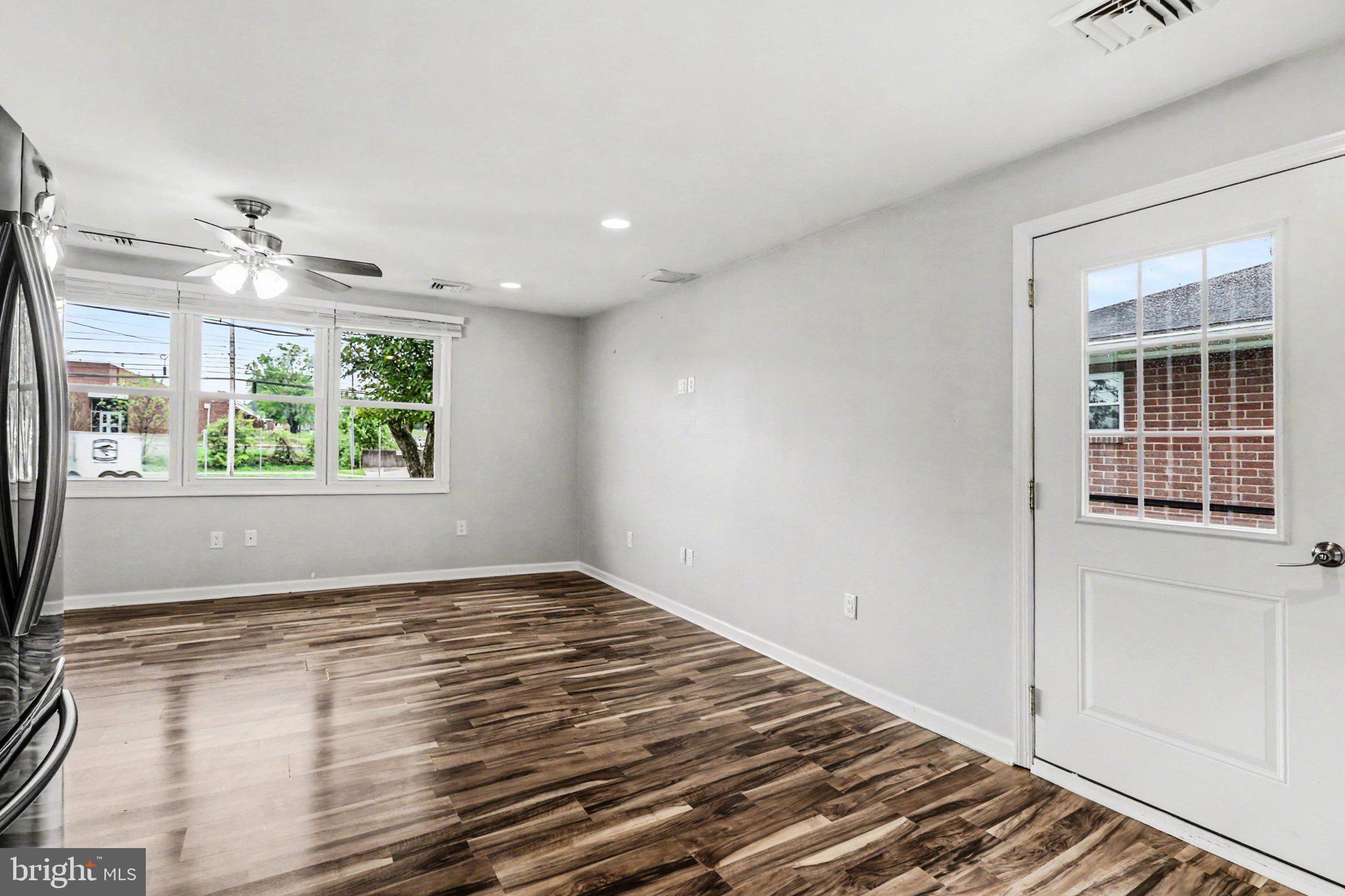 CUMBERLAND PARK - Residential