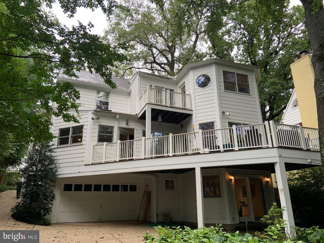 CHEVY CHASE - Residential