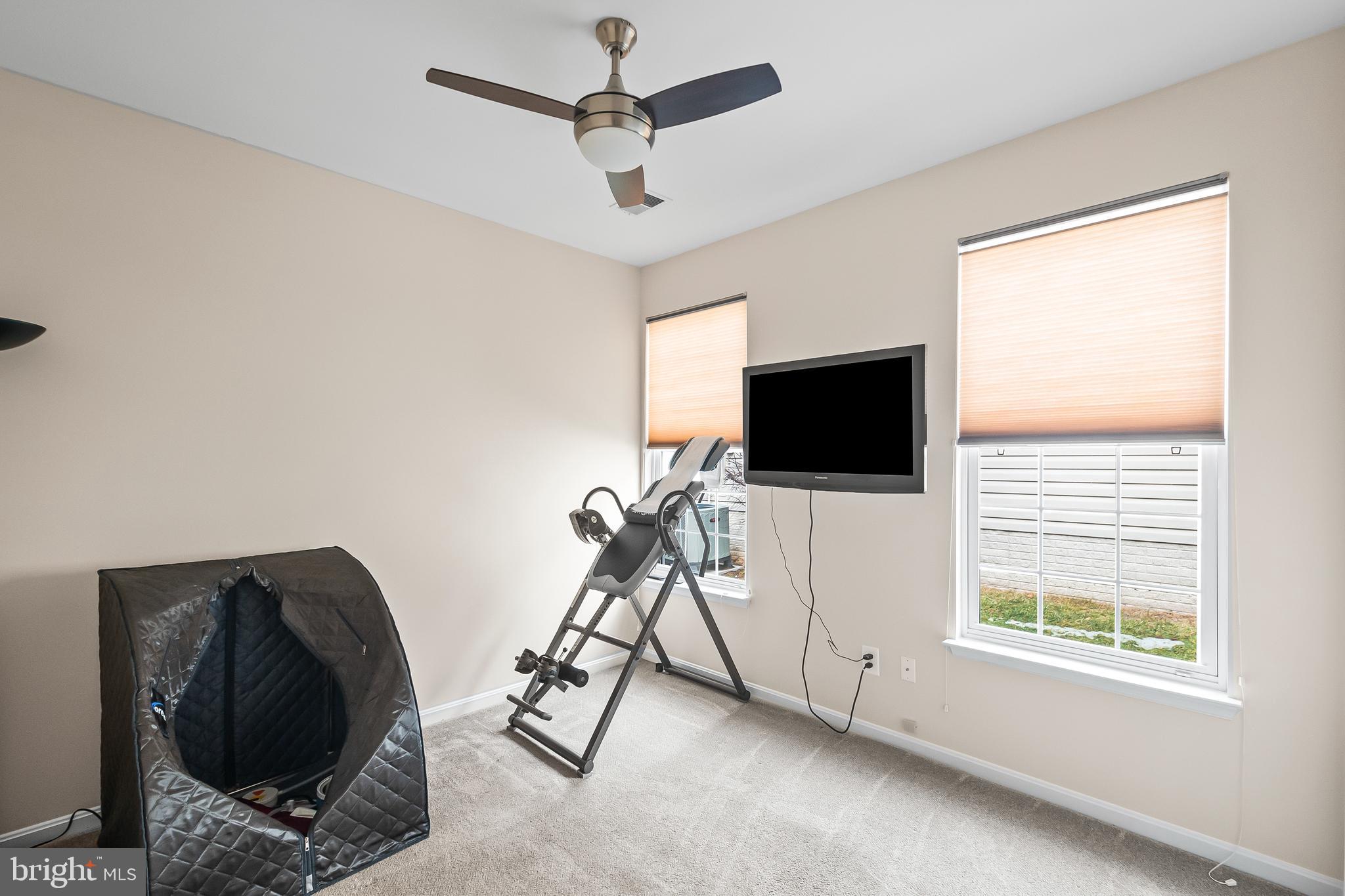 FOUR SEASONS IN HISTORIC VIRGINIA - Residential