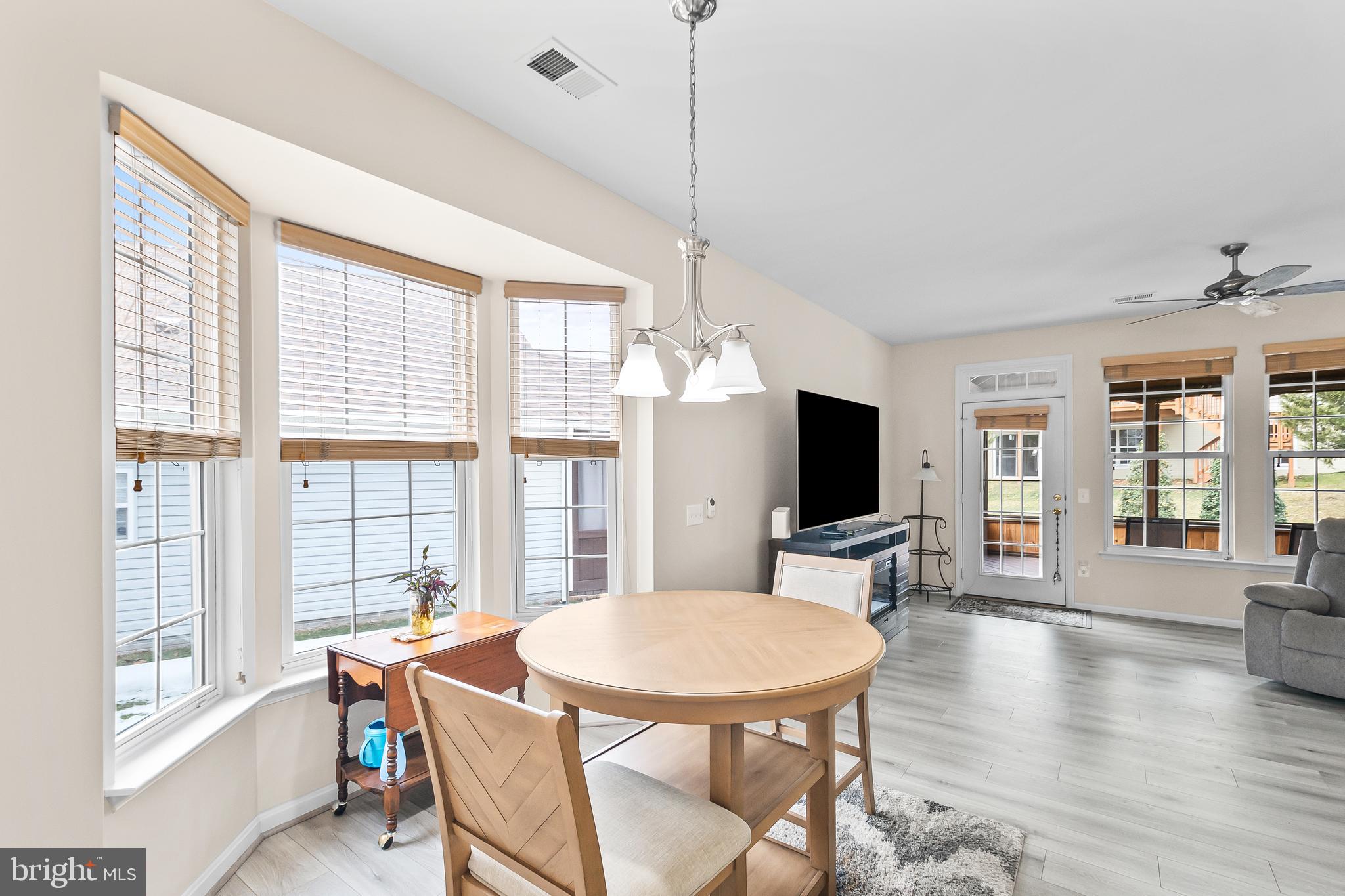 FOUR SEASONS IN HISTORIC VIRGINIA - Residential