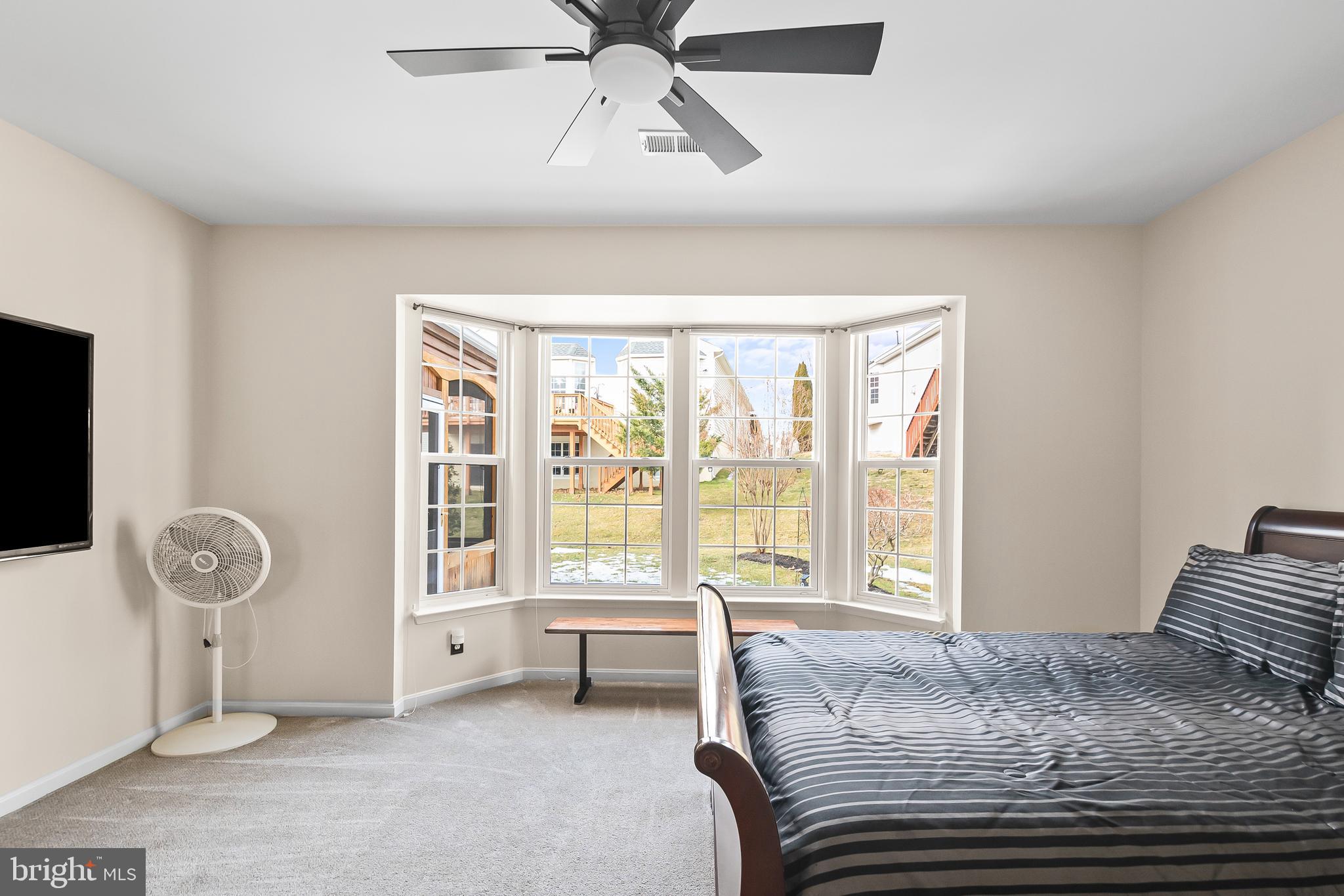 FOUR SEASONS IN HISTORIC VIRGINIA - Residential