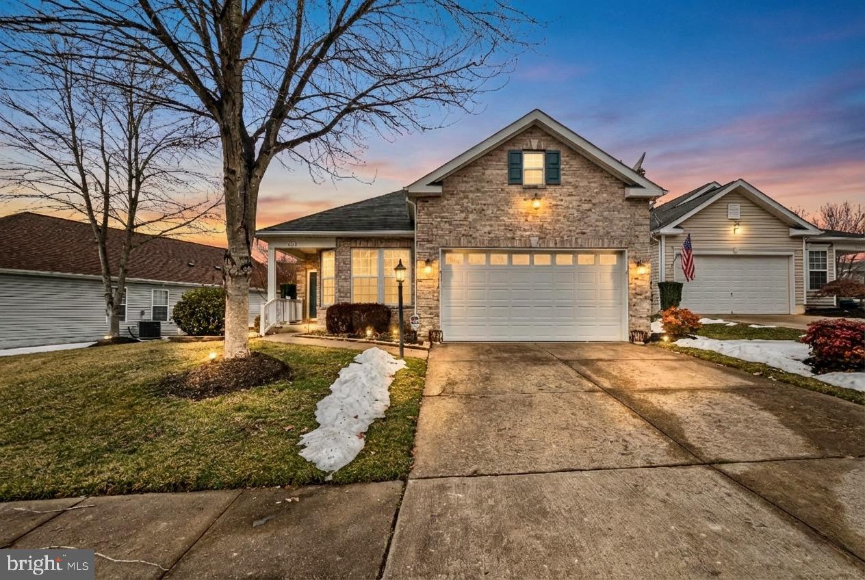 FOUR SEASONS IN HISTORIC VIRGINIA - Residential