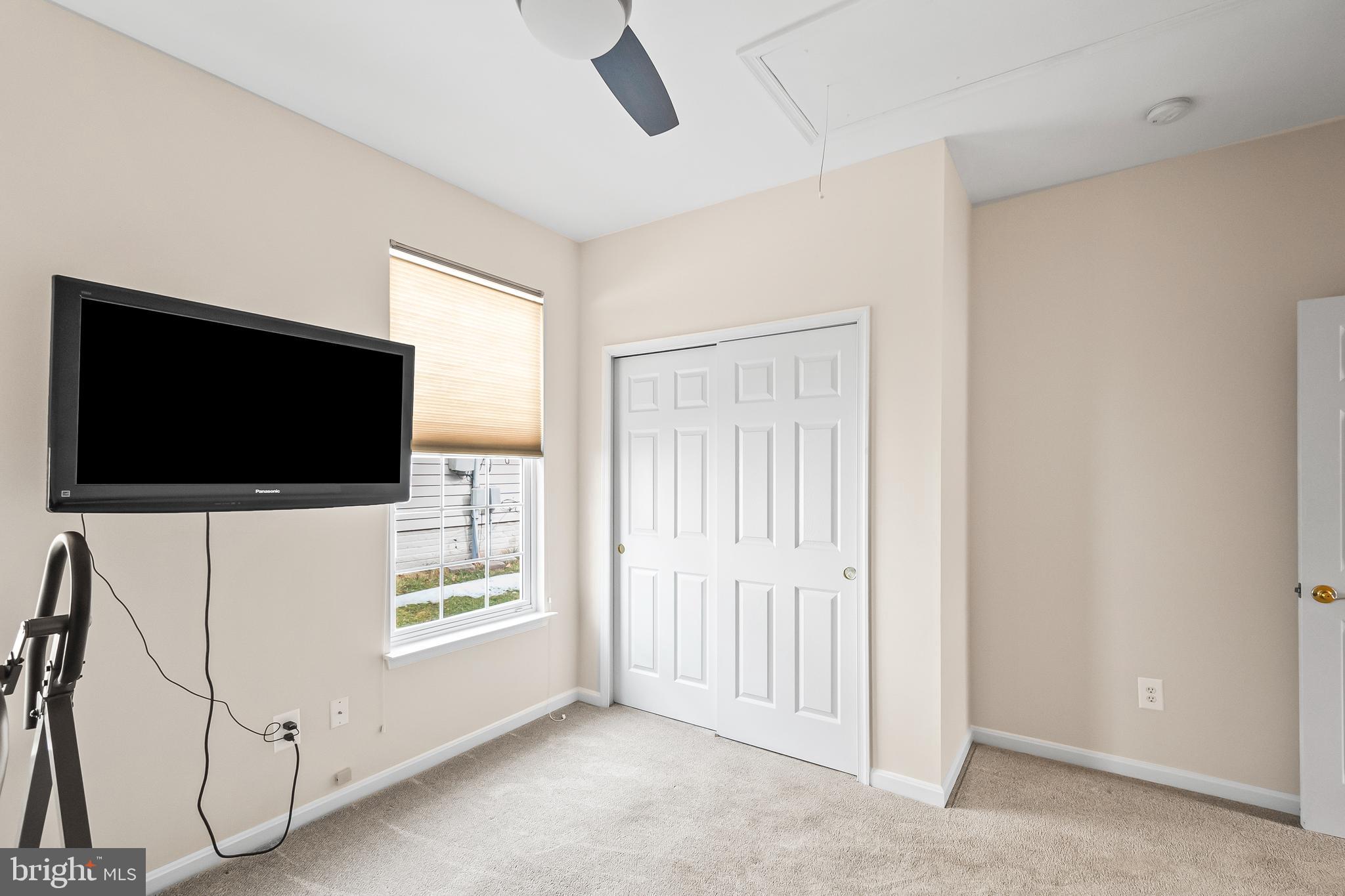 FOUR SEASONS IN HISTORIC VIRGINIA - Residential