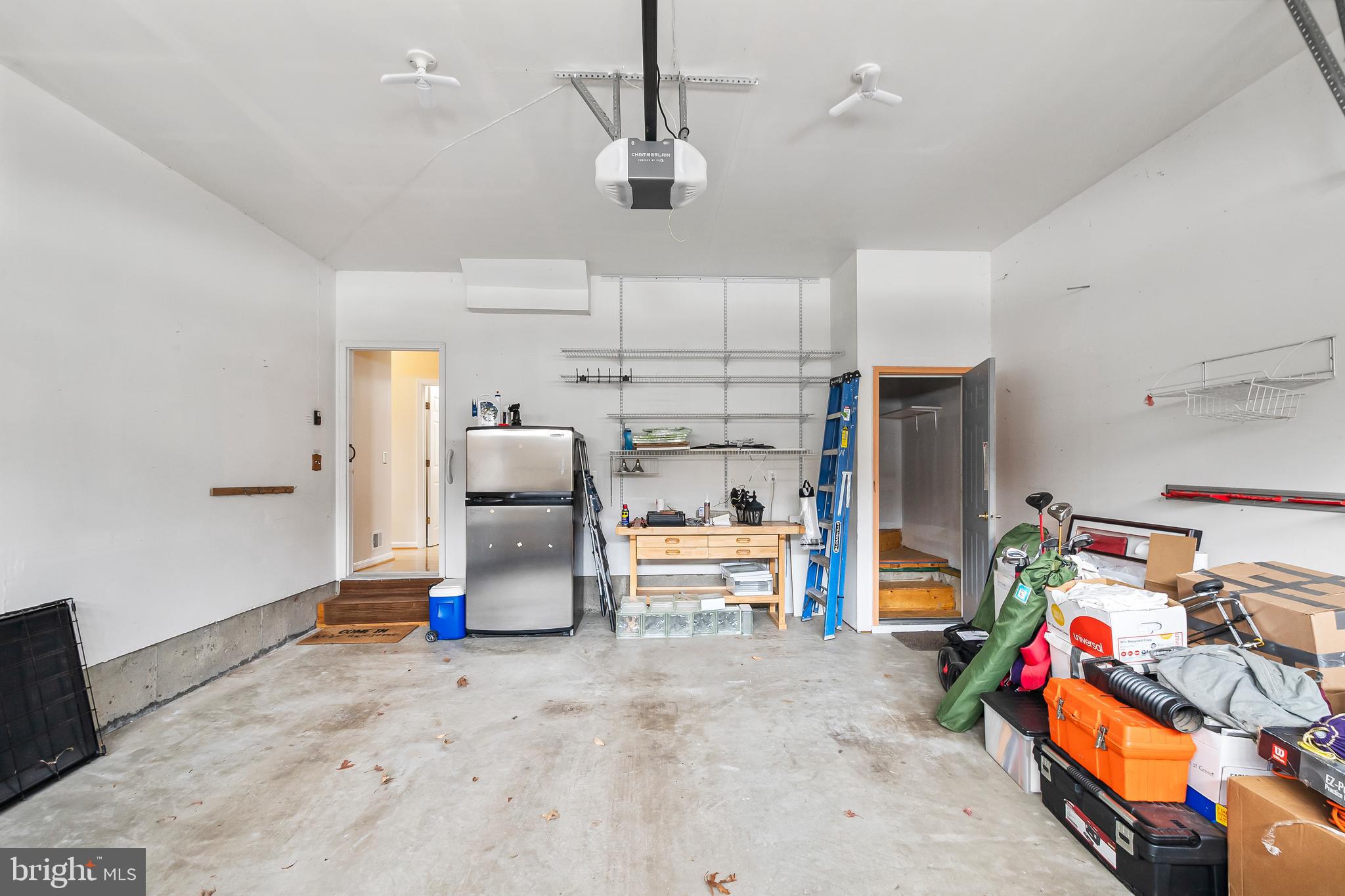 FOUR SEASONS IN HISTORIC VIRGINIA - Residential