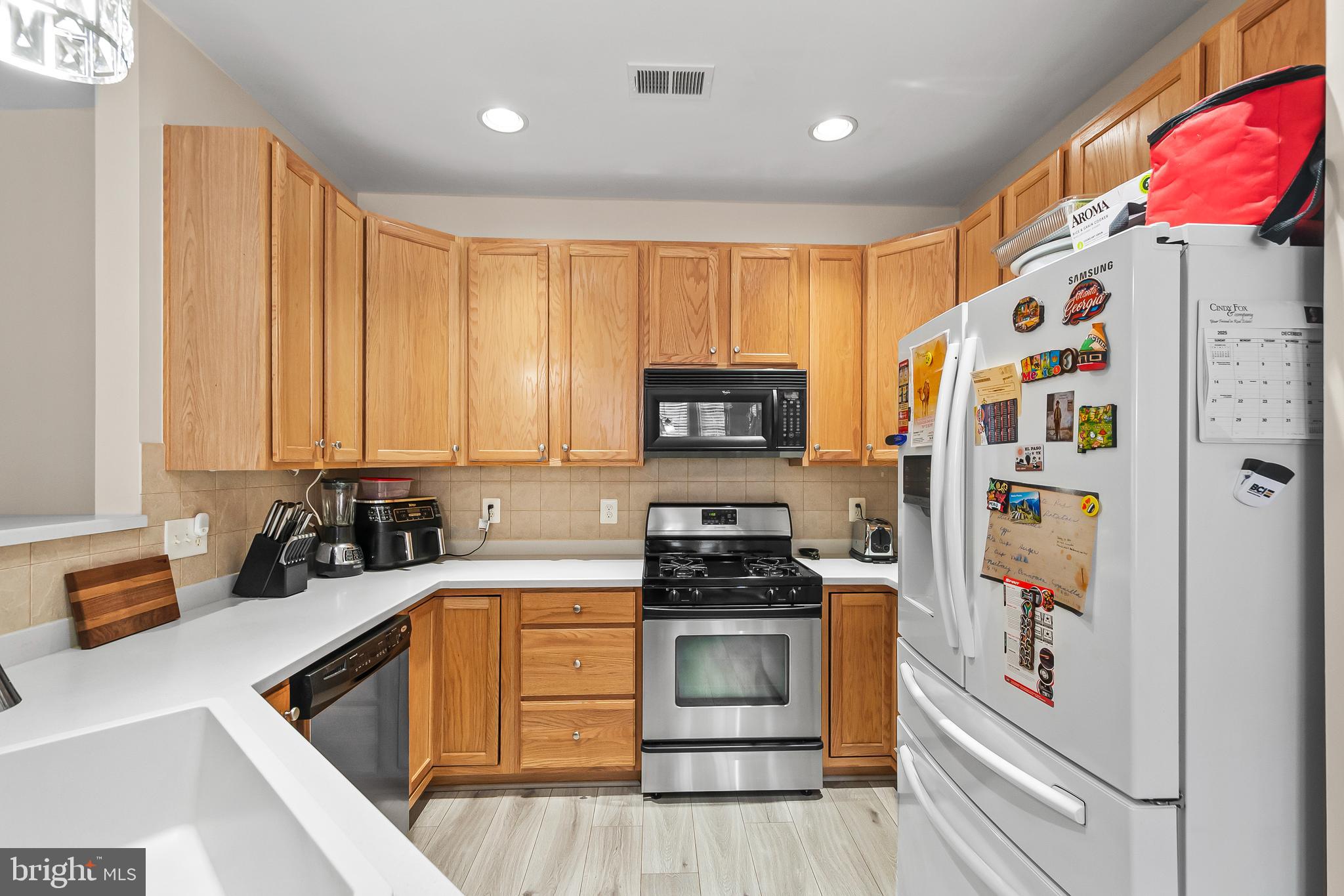 FOUR SEASONS IN HISTORIC VIRGINIA - Residential