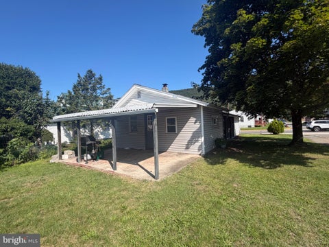 Homes For Sale - 132 Main Street<br/> LYKENS, PA 17048