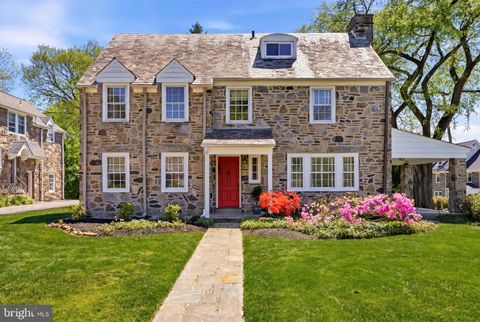 Photo of 326 Winding Way, MERION STATION, PA 19066 (MLS # PAMC2174270)