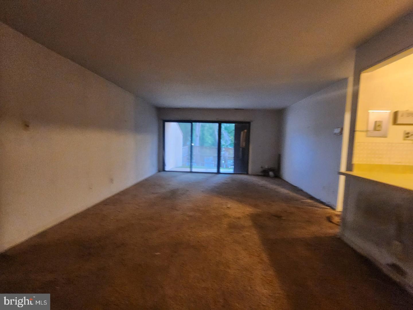 TREETOP CONDO - Residential