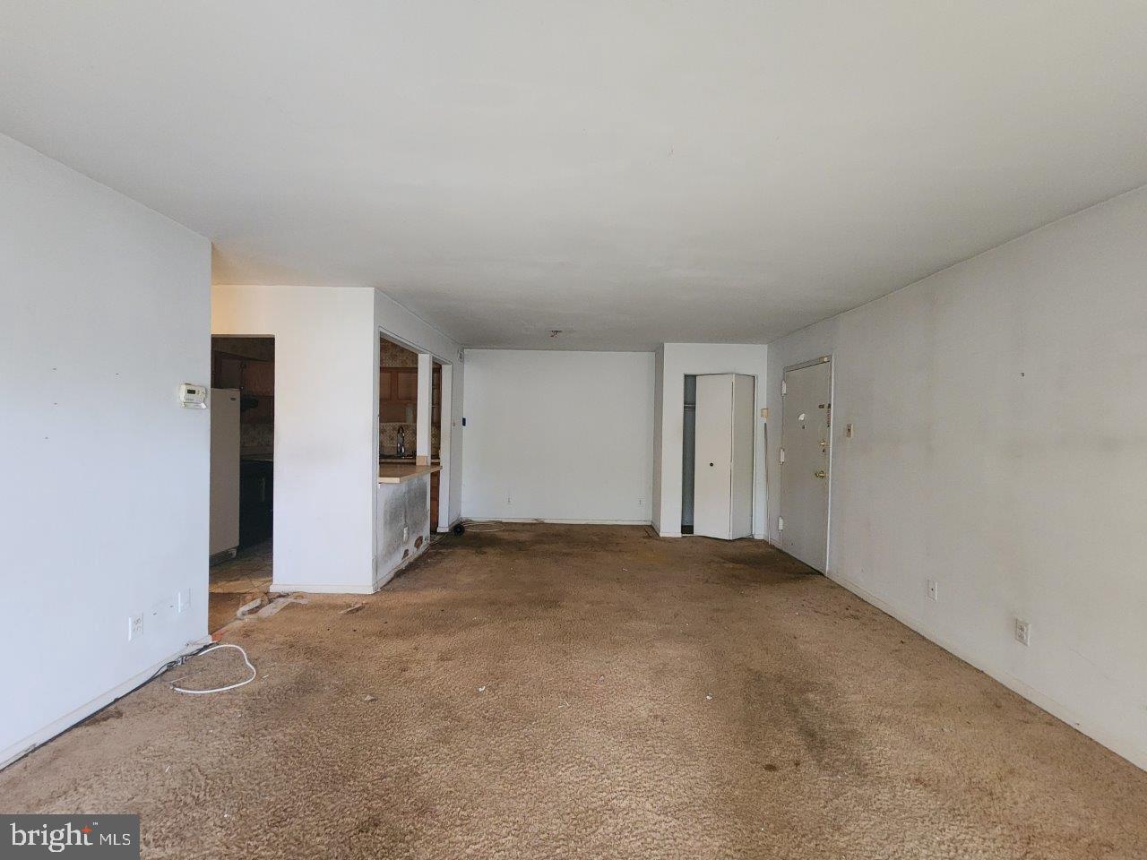 TREETOP CONDO - Residential