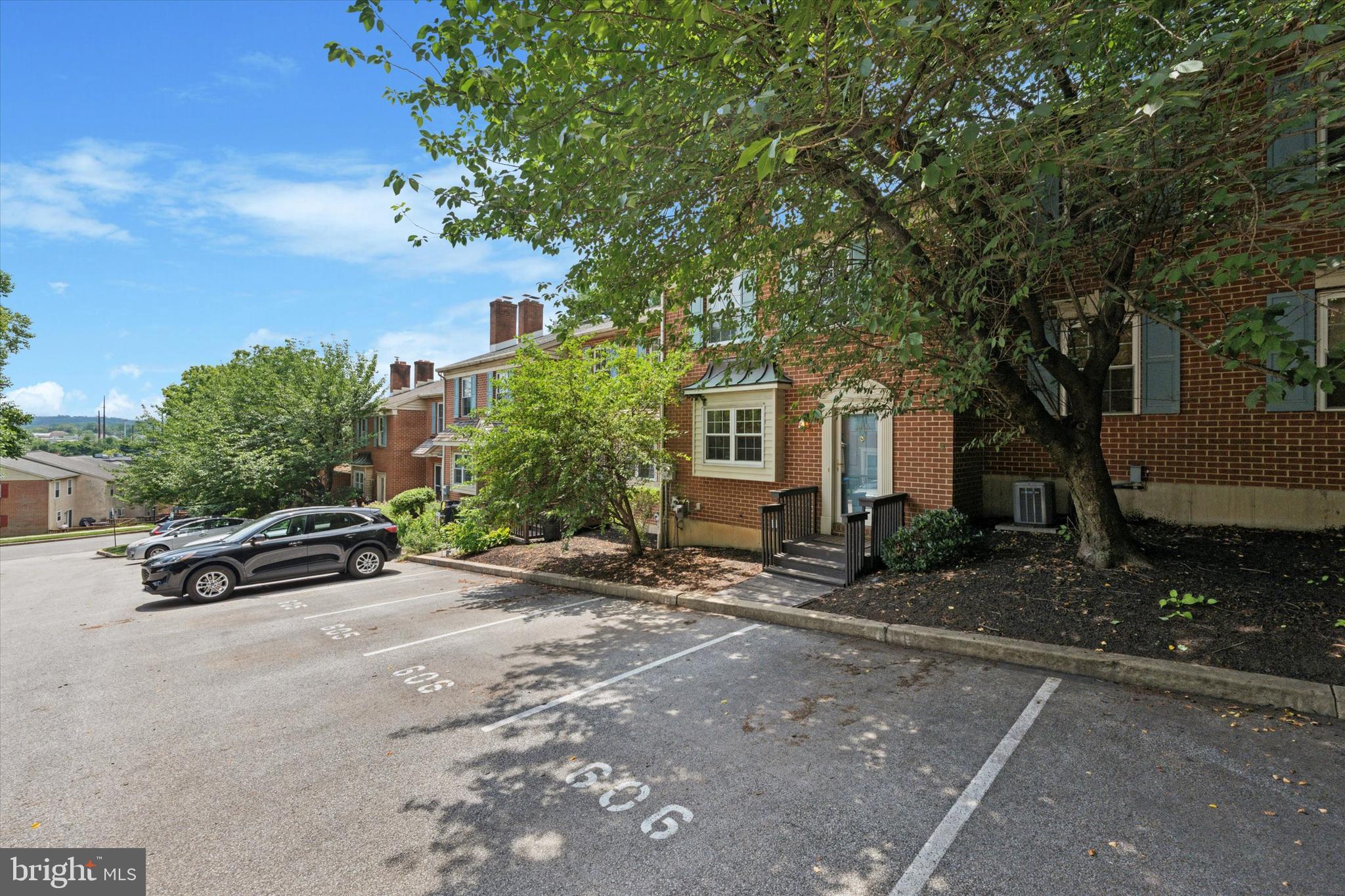 606 COATES LANE