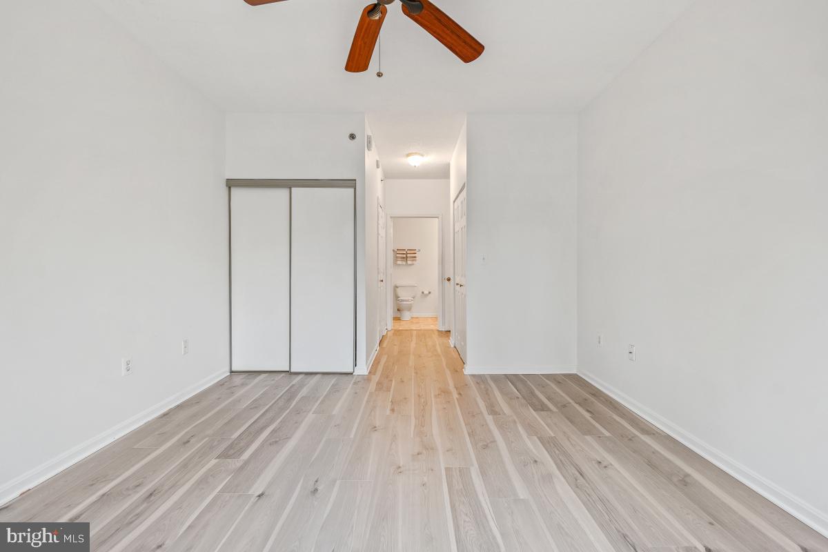 CREEKSIDE AT LEISURE WORLD - Residential