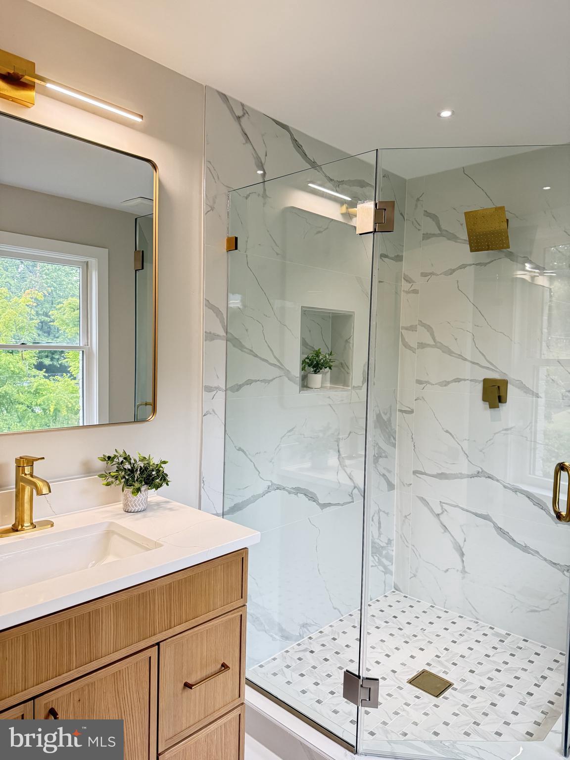 GLEN ECHO HEIGHTS - Residential